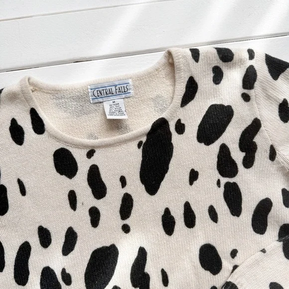 cow spot pattern cream black y2k vtg silk angora sweater